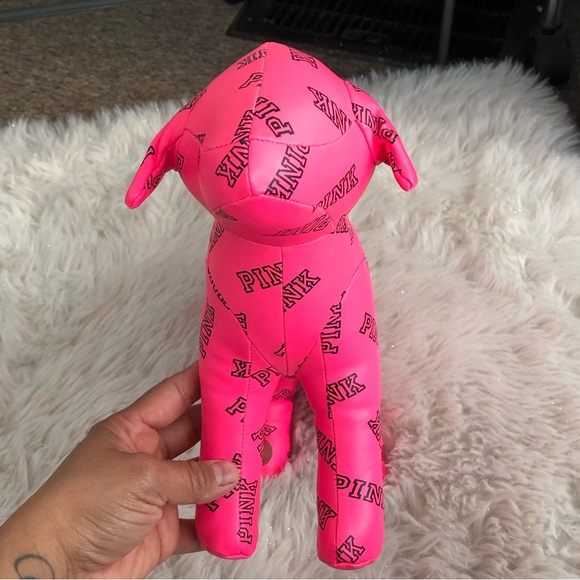 ⚠️DONATE TOMORROW ⚠️Vs pink LARGE dog - Picture 2 of 5
